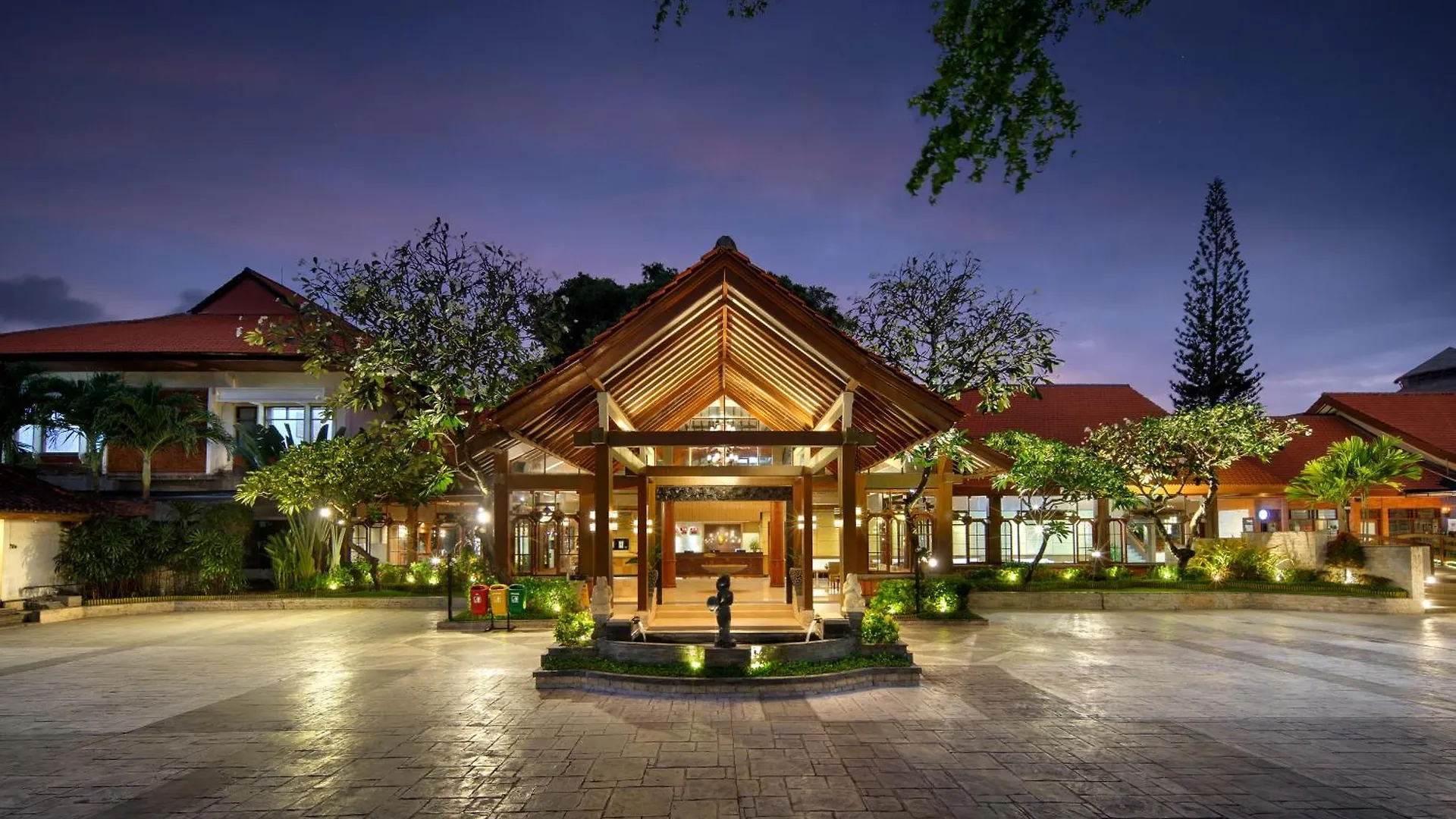 Grand Istana Rama Hotel Kuta Lombok