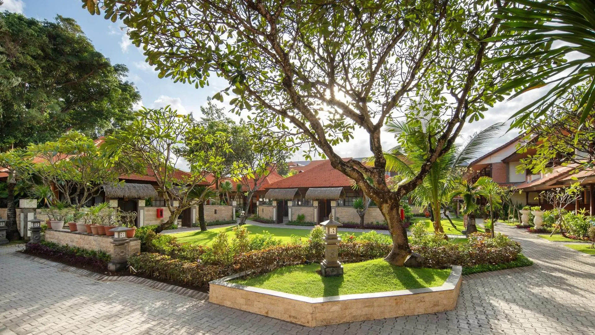 Grand Istana Rama Hotel Kuta Lombok 4*,  Indonésia